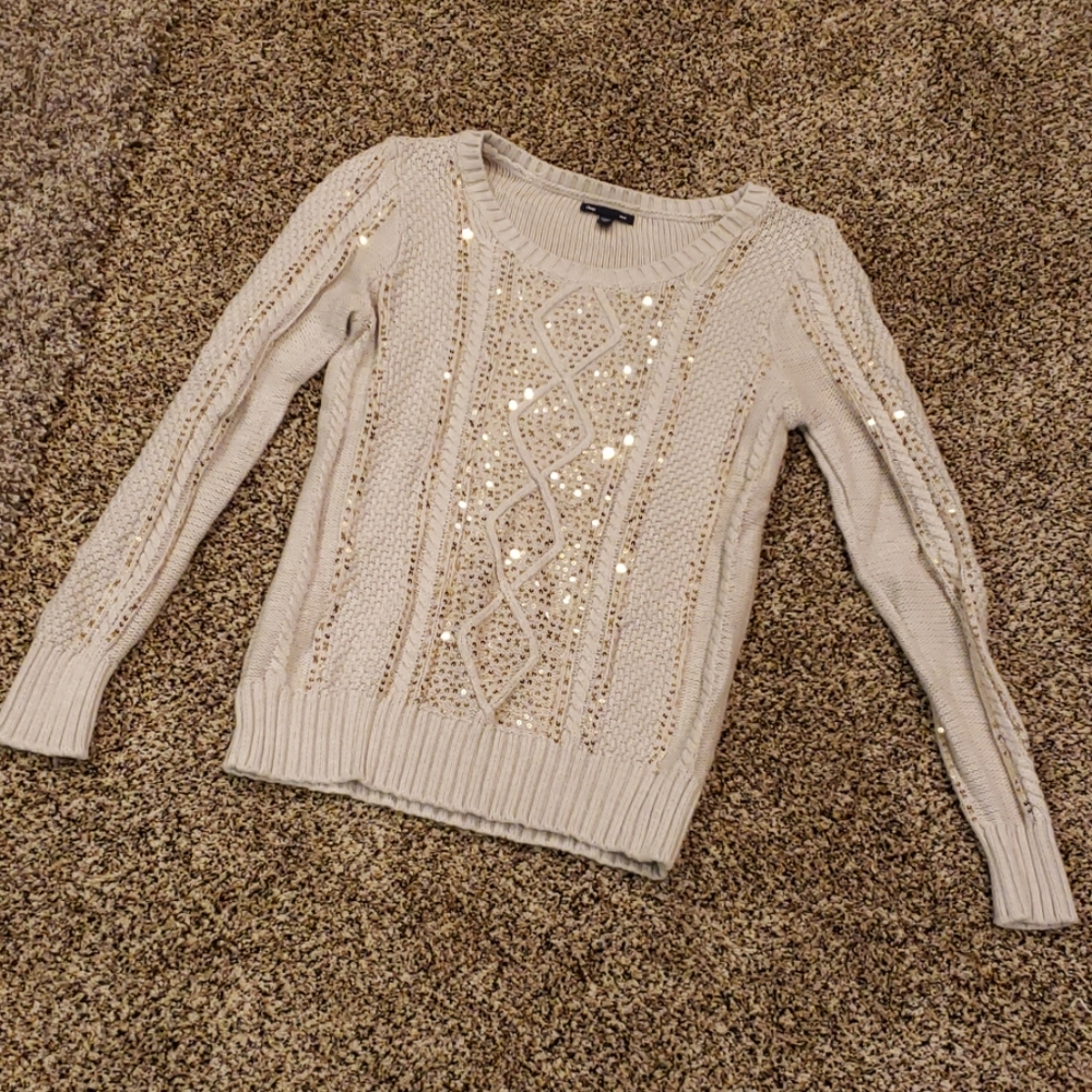 Gap sweater